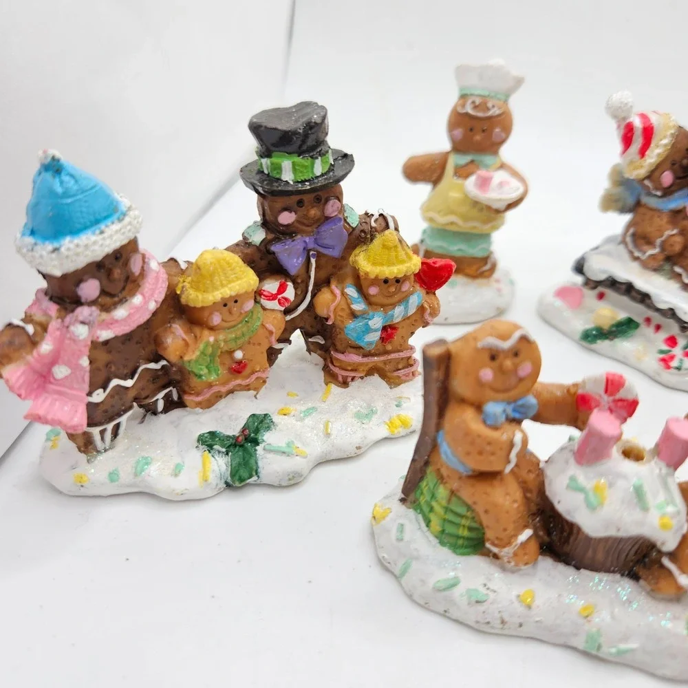 VTG Lot 8 Gingerbread Christmas Village Figurines Candy Bakers Family Miniatures